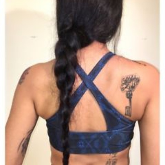 NWT Onzie Flow Heart Bra - Picture 3 of 3